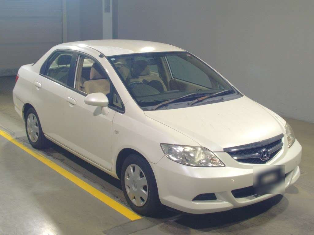 2008 Honda Fit Aria GD8[2]