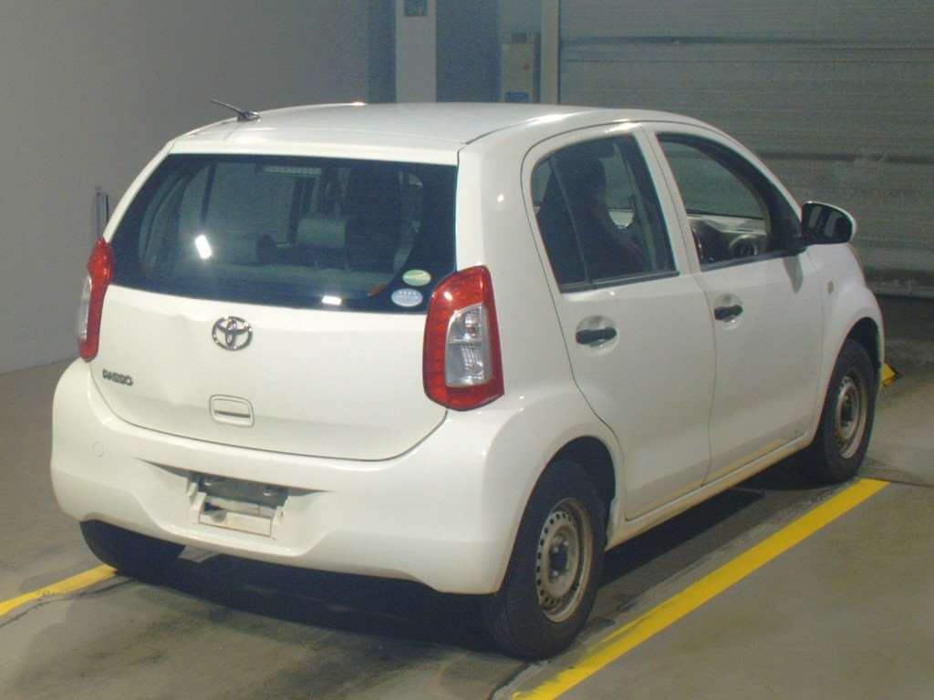 2015 Toyota Passo KGC30[1]