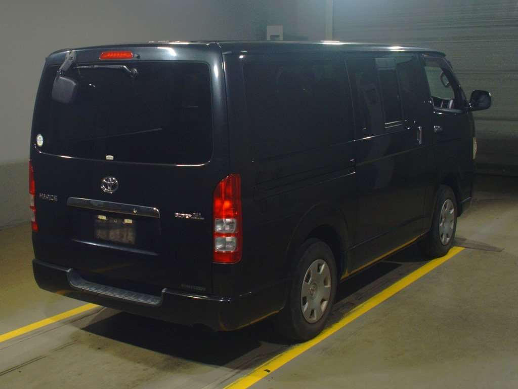 2009 Toyota Hiace Van KDH206V[1]