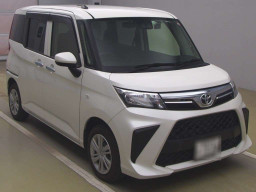 2022 Toyota Roomy