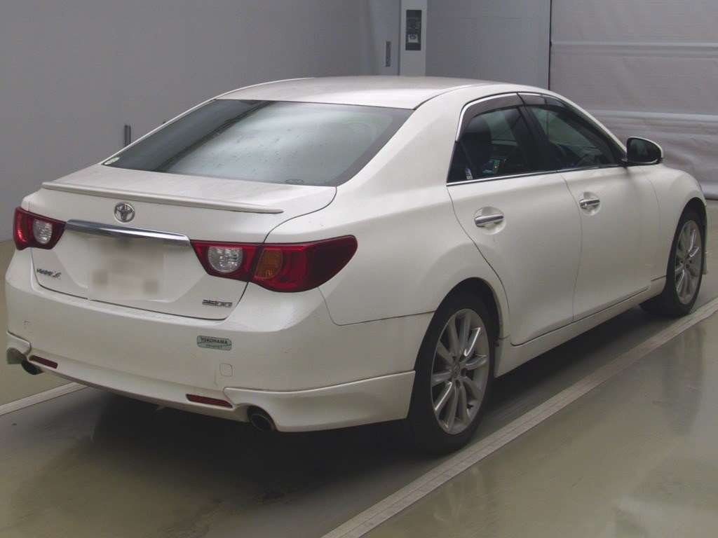 2010 Toyota Mark X GRX130[1]