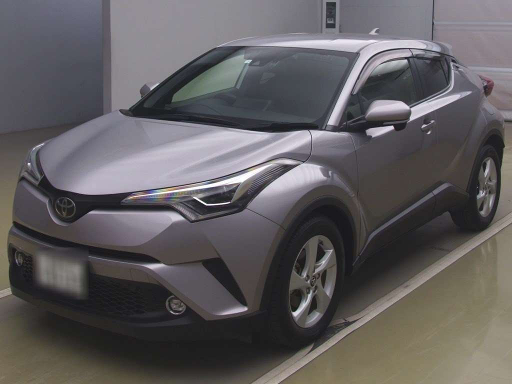 2018 Toyota C-HR NGX10[0]