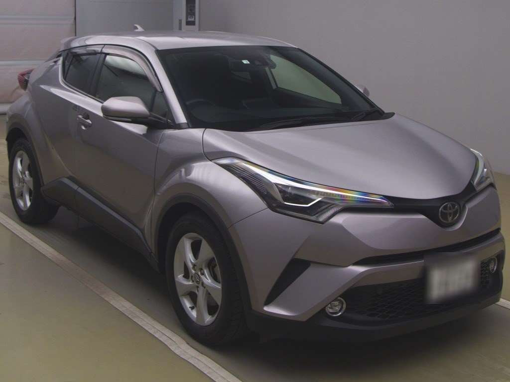 2018 Toyota C-HR NGX10[2]