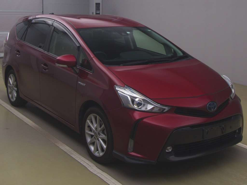 2020 Toyota Prius alpha ZVW40W[2]