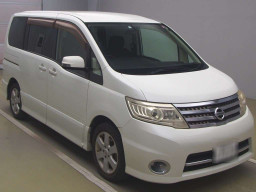 2010 Nissan Serena