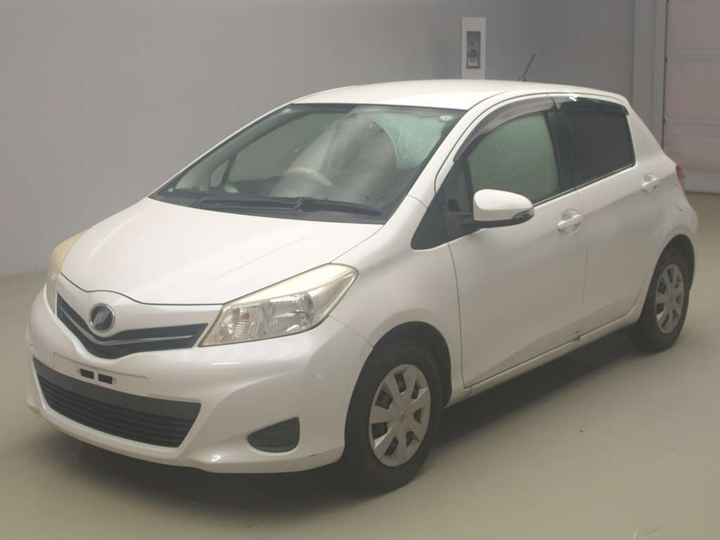 2011 Toyota Vitz KSP130[0]