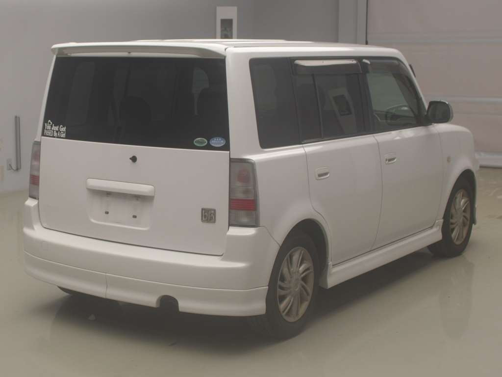 2004 Toyota bB NCP30[1]