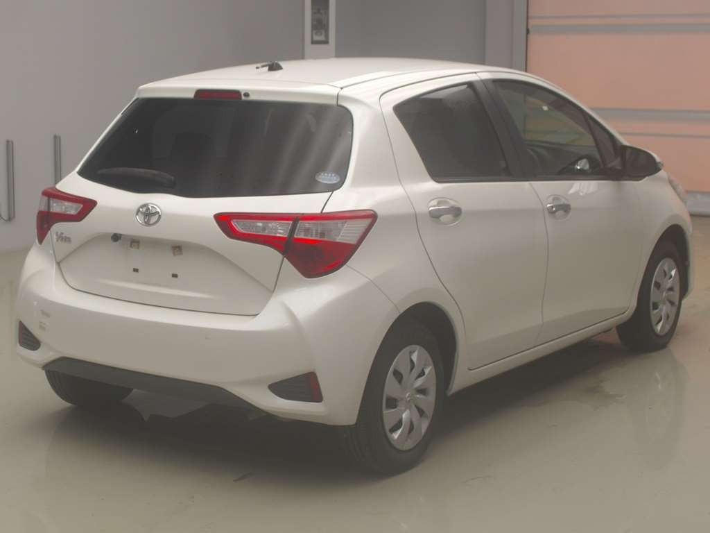 2019 Toyota Vitz KSP130[1]