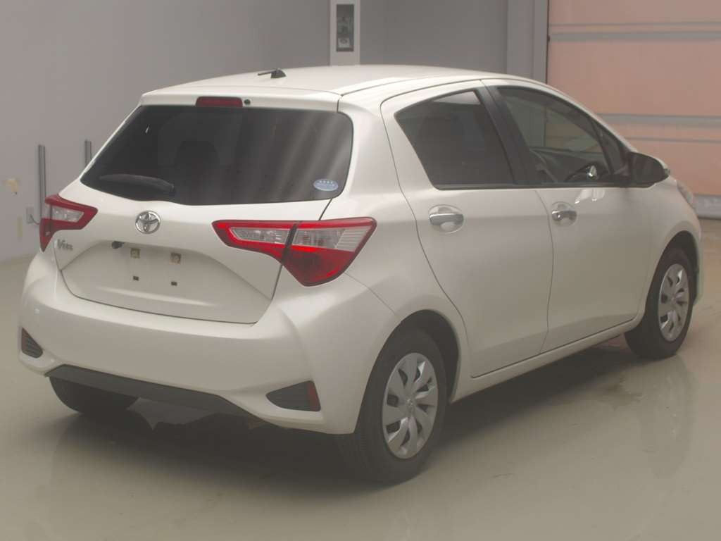 2019 Toyota Vitz KSP130[1]