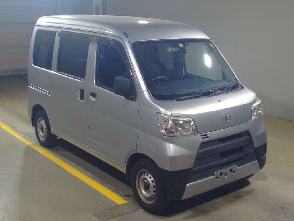 2018 Daihatsu Hijet Cargo S321V[2]