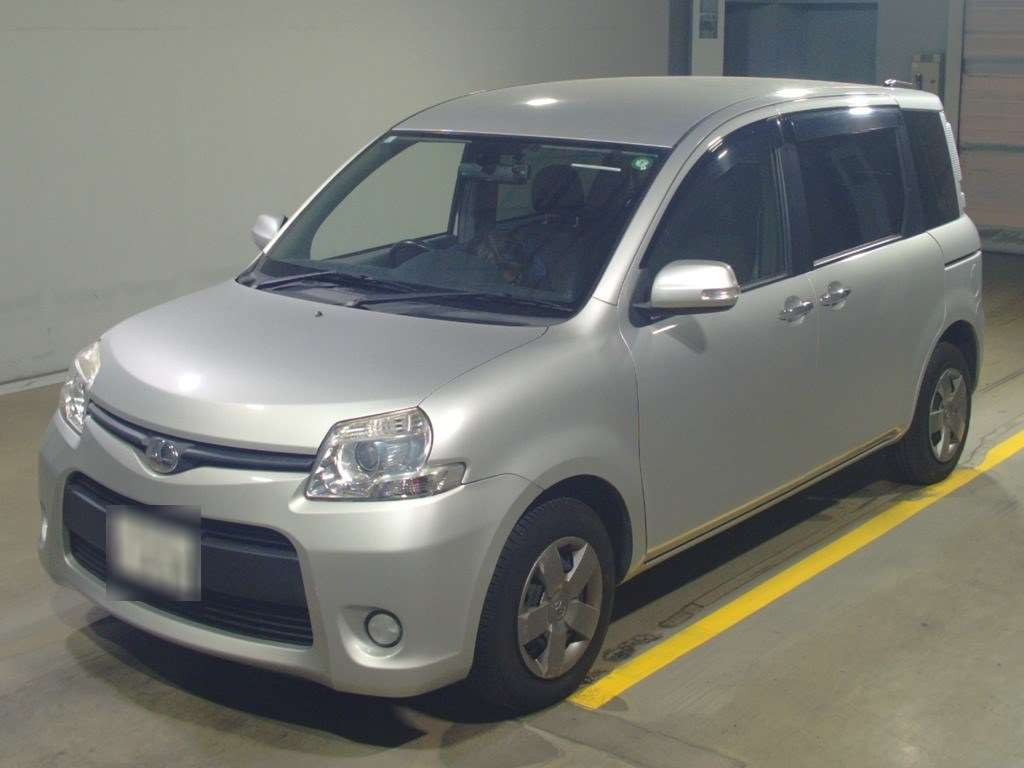 2013 Toyota Sienta NCP81G[0]