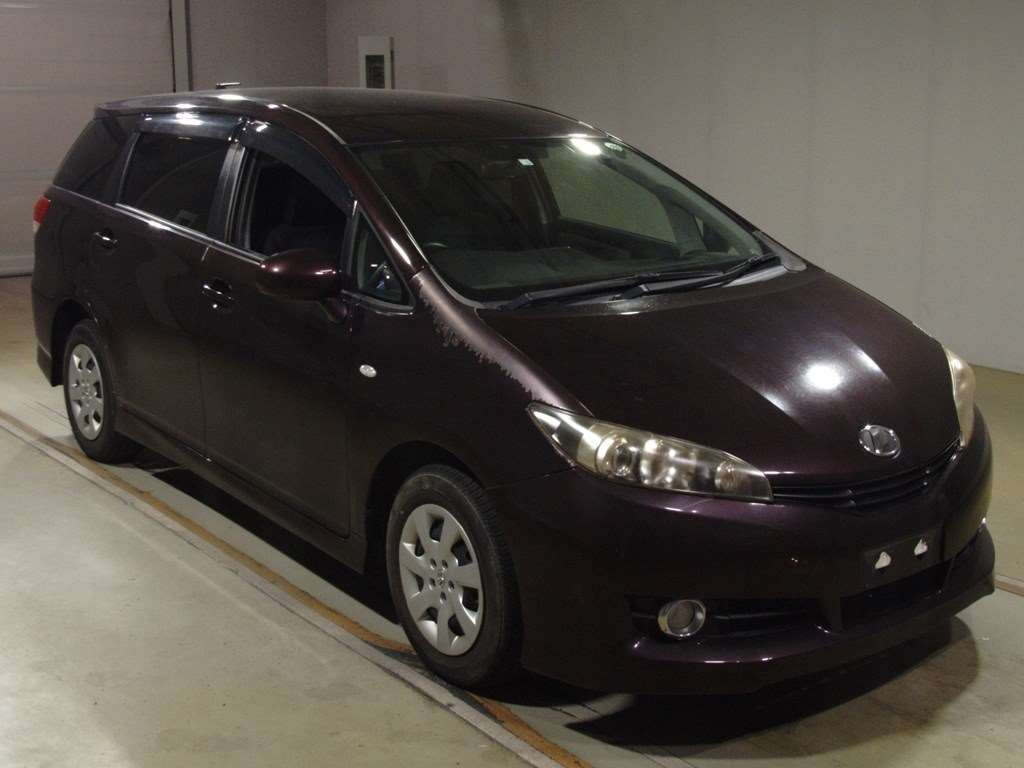 2010 Toyota Wish ZGE25G[2]