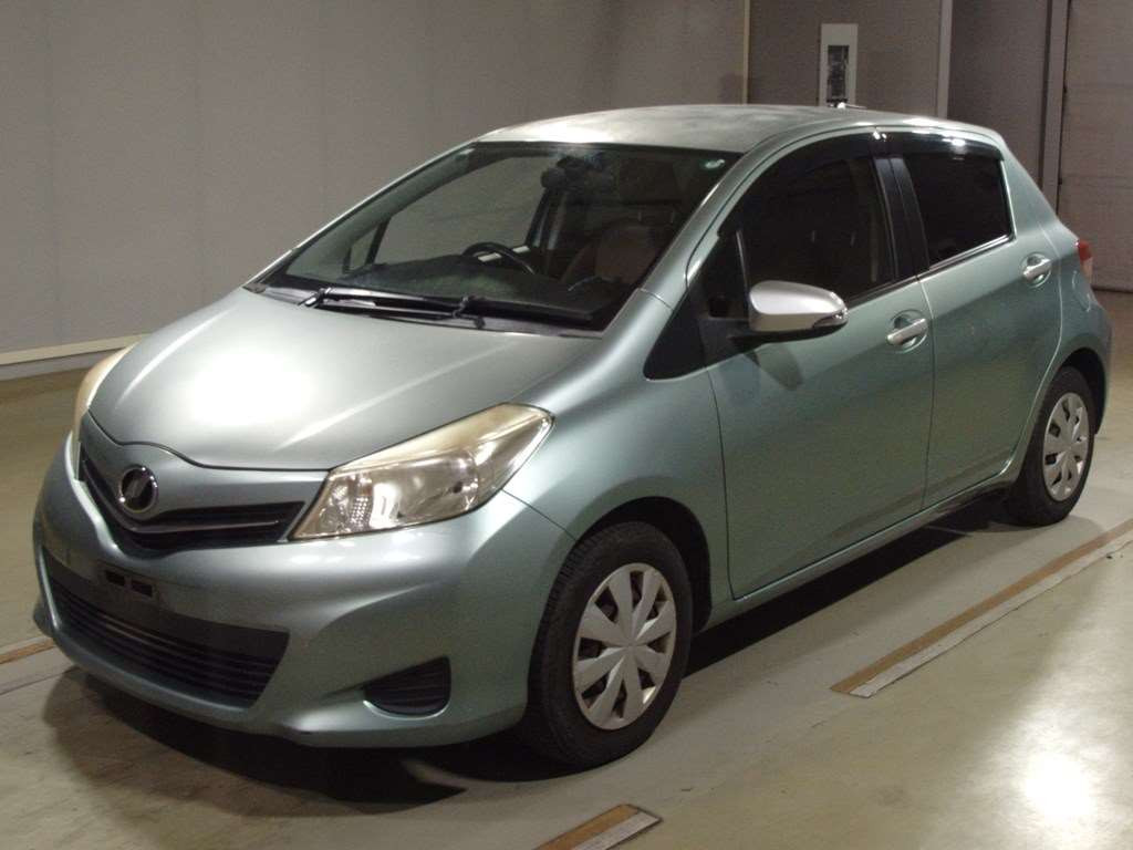 2011 Toyota Vitz NSP130[0]