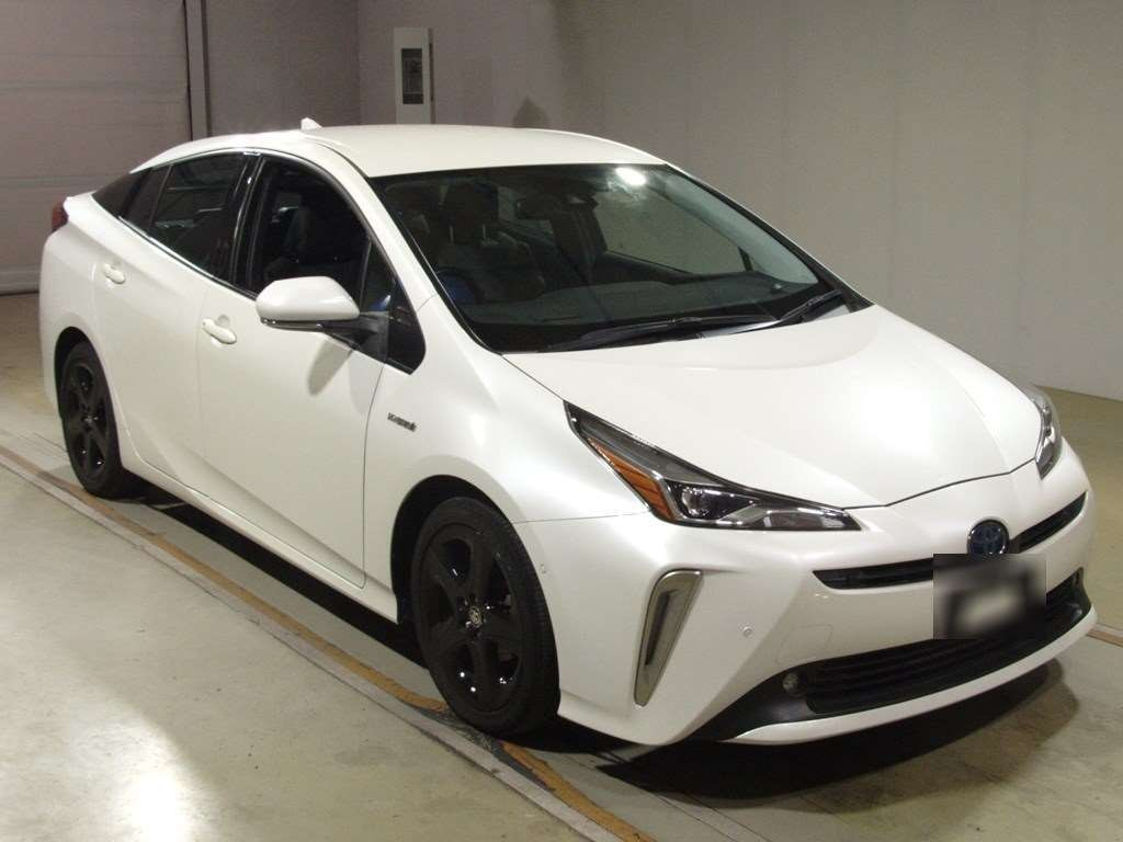 2019 Toyota Prius ZVW51[2]