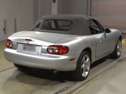 2004 Mazda Roadster