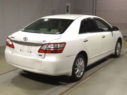 2014 Toyota Premio