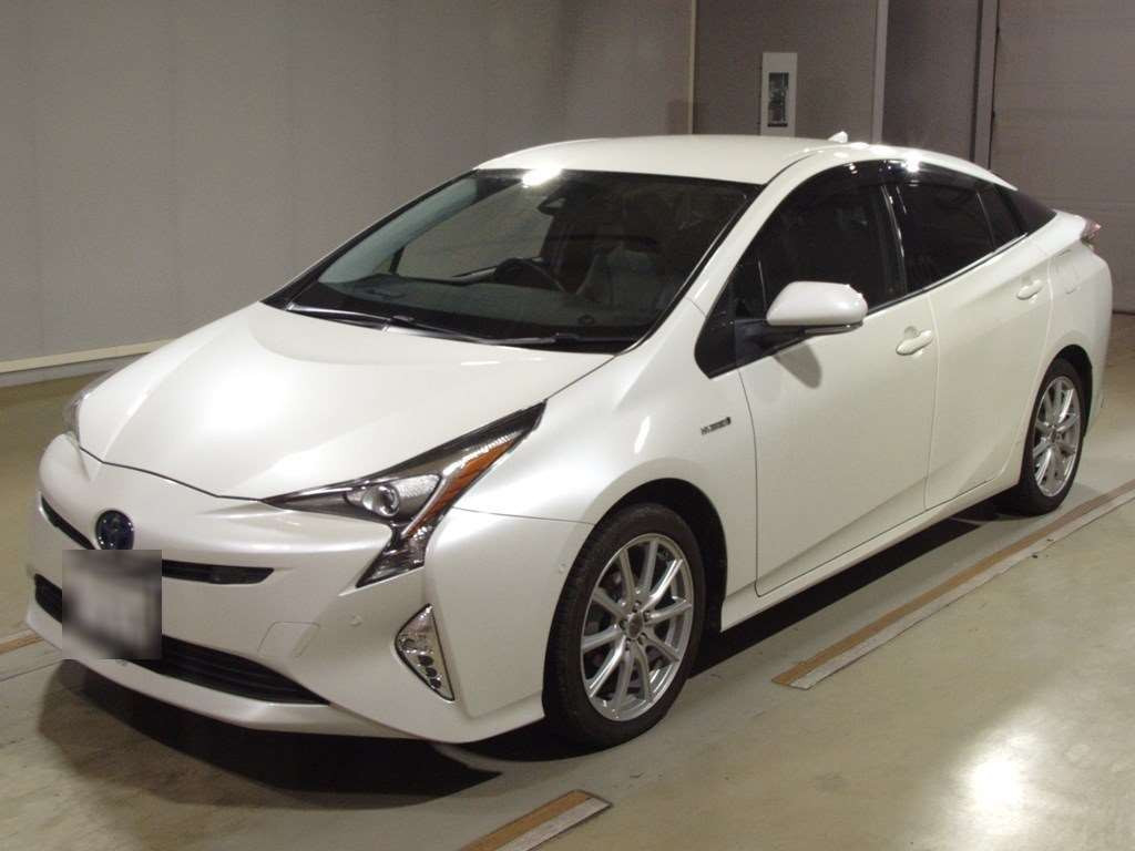 2017 Toyota Prius ZVW55[0]