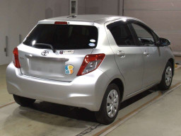 2011 Toyota Vitz