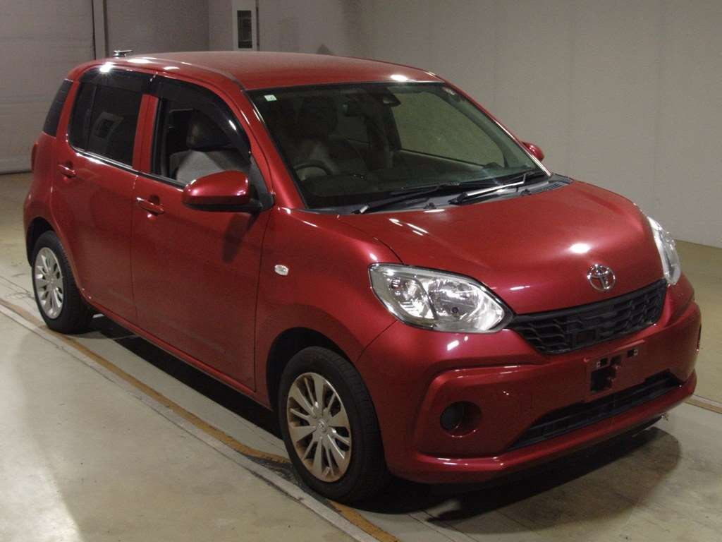 2018 Toyota Passo M700A[2]