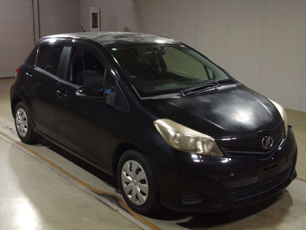 2012 Toyota Vitz NSP130[2]