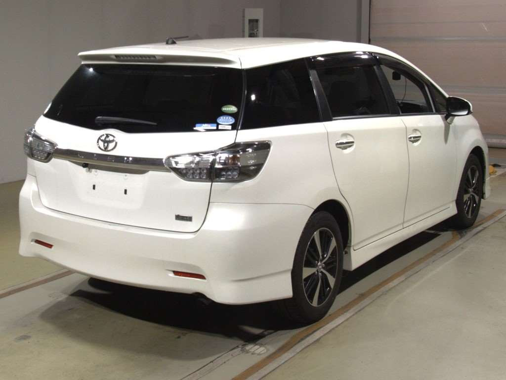 2016 Toyota Wish ZGE20W[1]