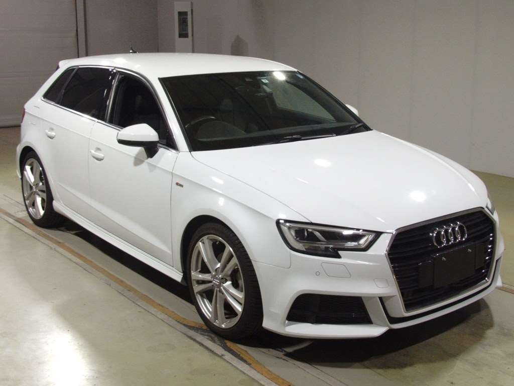 2019 Audi A3 8VCXS[2]