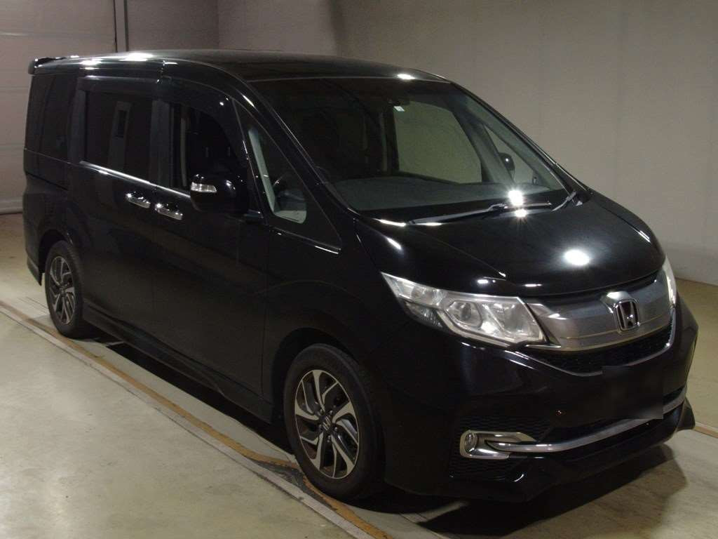 2016 Honda Step WGN Spada RP3[2]