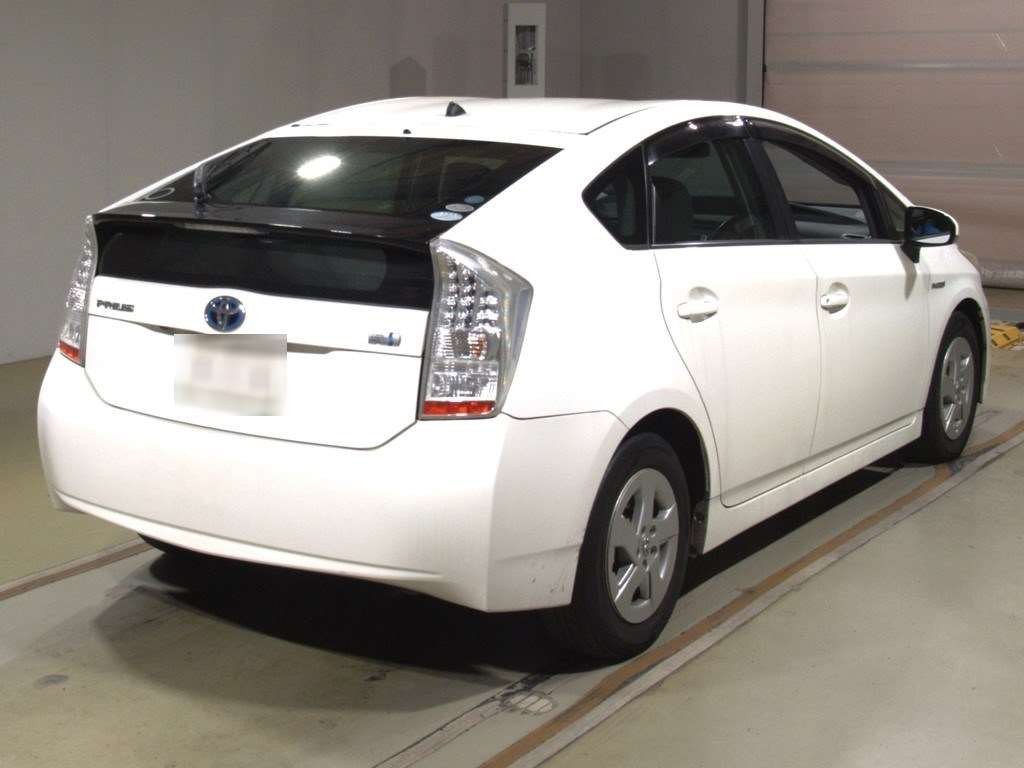 2009 Toyota Prius ZVW30[1]