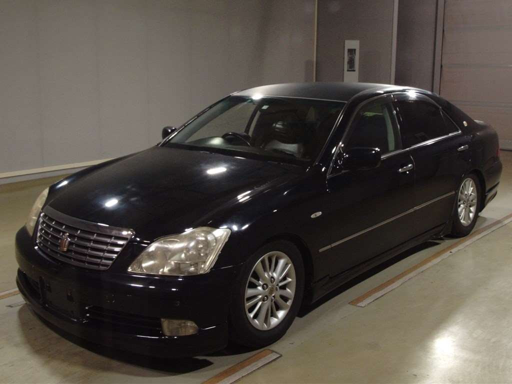 2005 Toyota Crown GRS180[0]