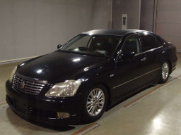 2005 Toyota Crown