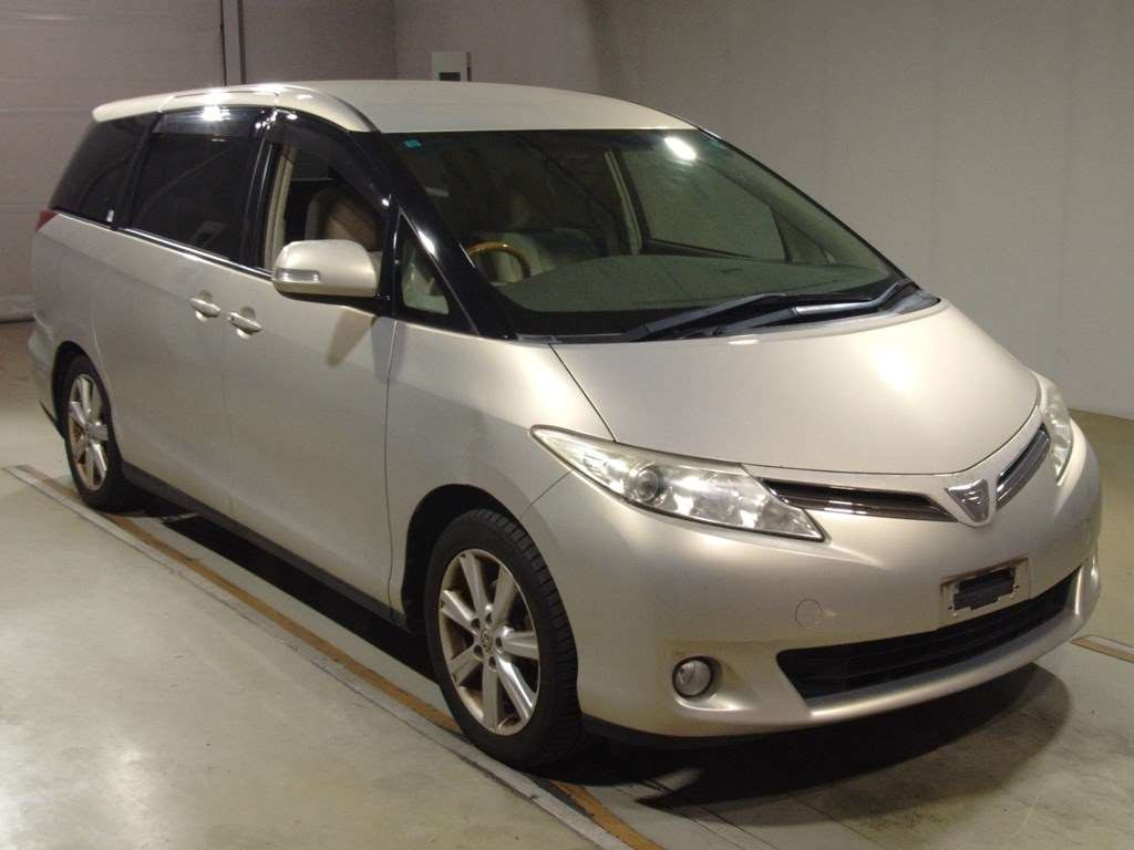 2009 Toyota Estima ACR50W[2]