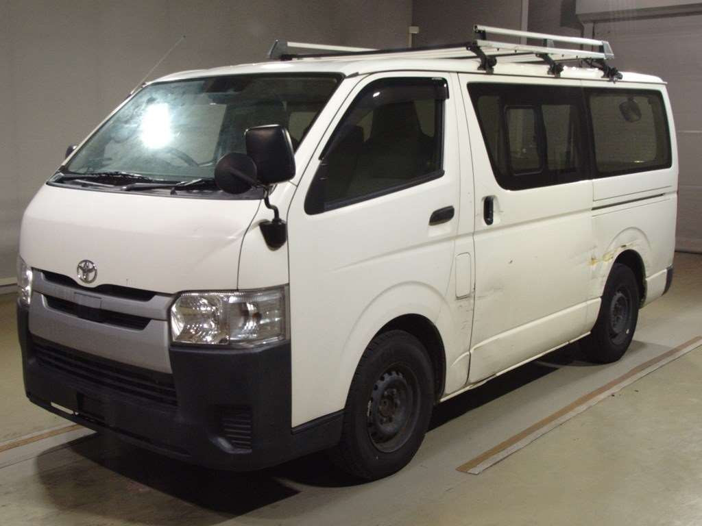 2018 Toyota Regiusace Van GDH201V[0]