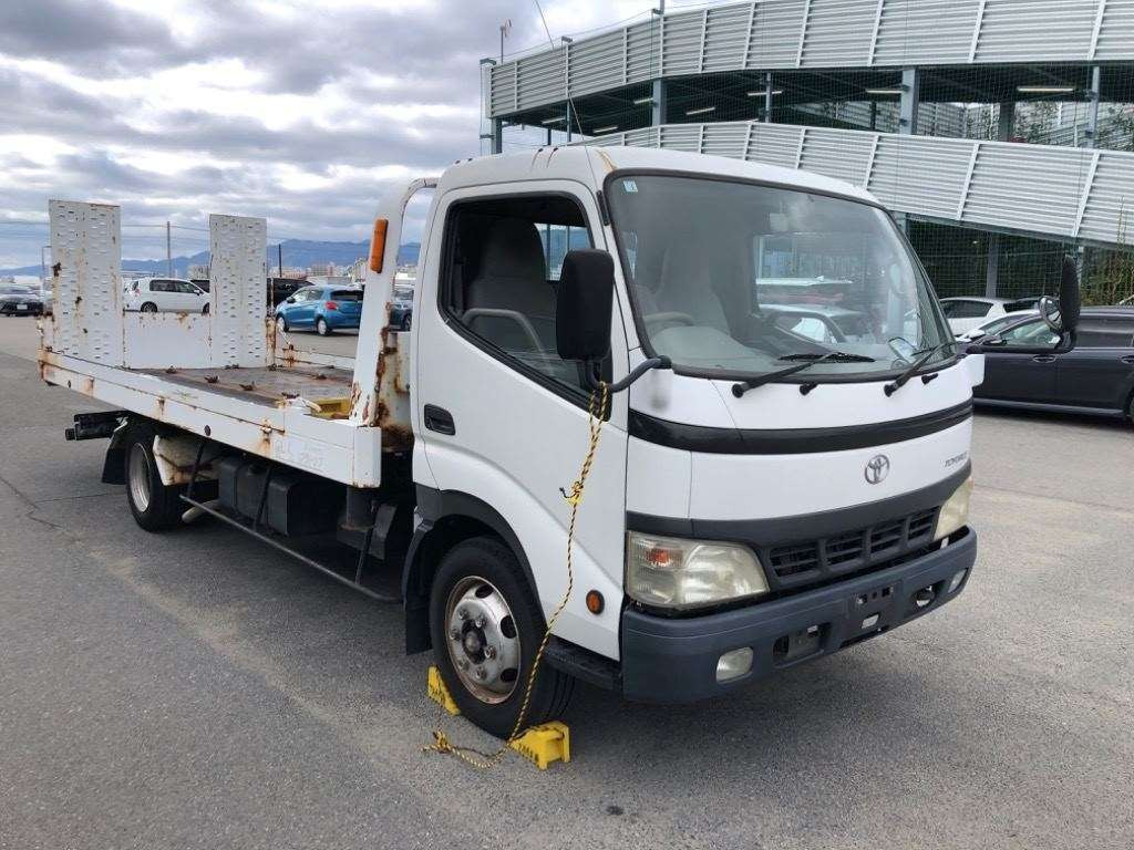 2004 Toyota Toyoace Truck XZU421[2]