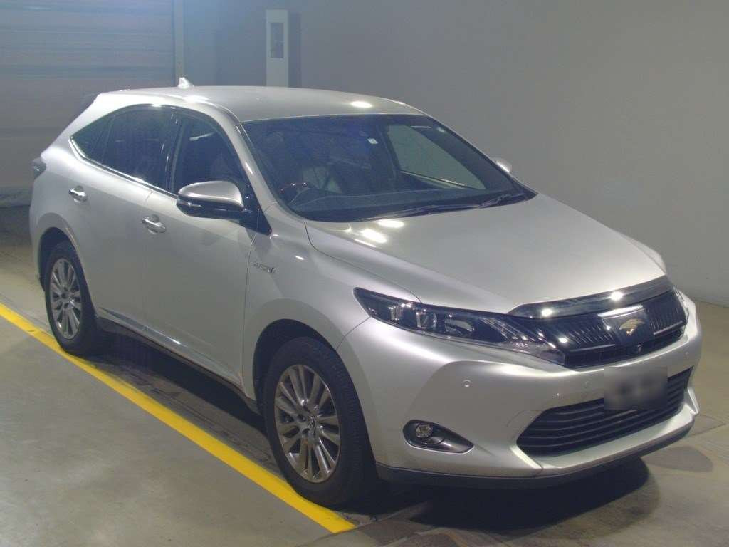 2016 Toyota Harrier Hybrid AVU65W[2]