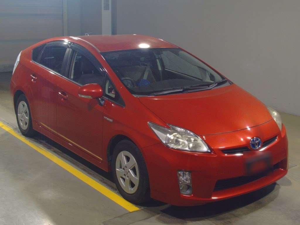 2010 Toyota Prius ZVW30[2]