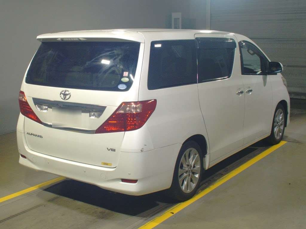 2011 Toyota Alphard GGH20W[1]