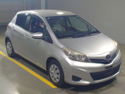 2013 Toyota Vitz