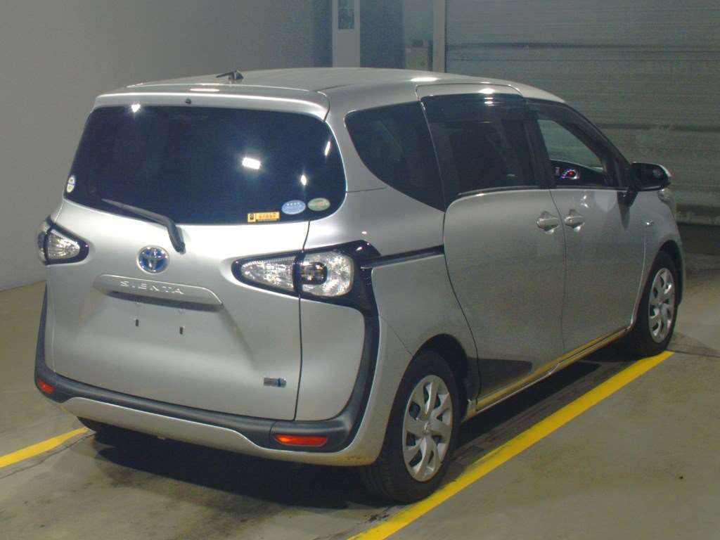 2016 Toyota Sienta NHP170G[1]