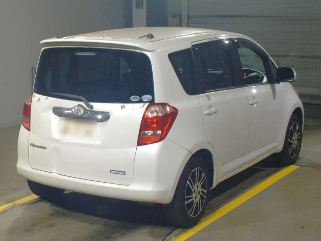 2006 Toyota Ractis NCP100[1]