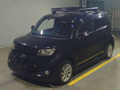 2010 Toyota bB