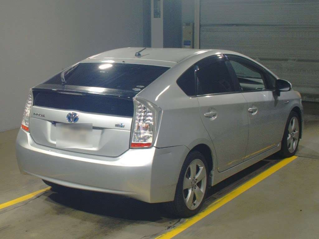 2009 Toyota Prius ZVW30[1]