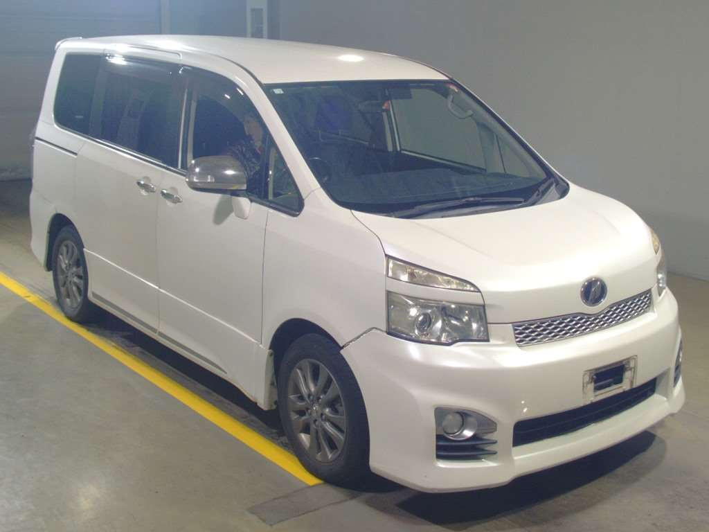 2012 Toyota Voxy ZRR70W[2]