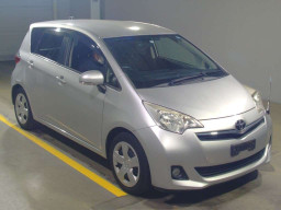 2013 Toyota Ractis