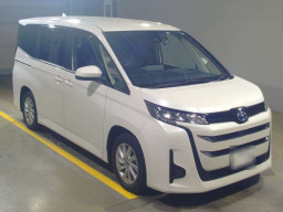 2023 Toyota Noah