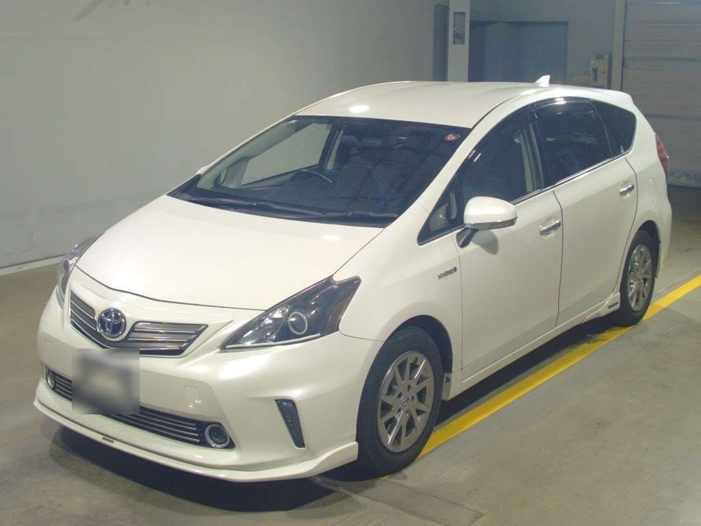 2012 Toyota Prius alpha ZVW41W[0]