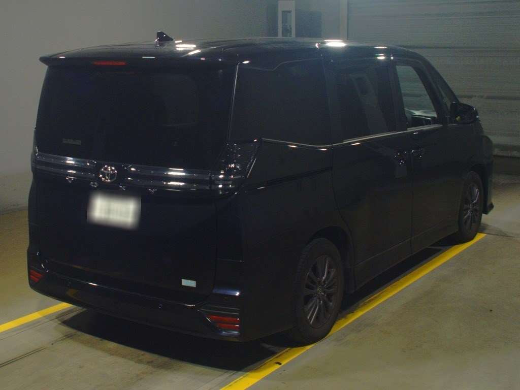 2023 Toyota Voxy MZRA90W[1]