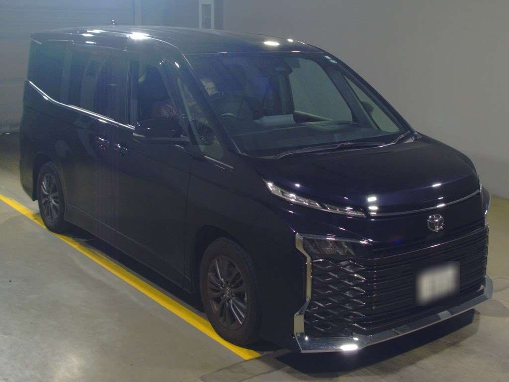 2023 Toyota Voxy MZRA90W[2]