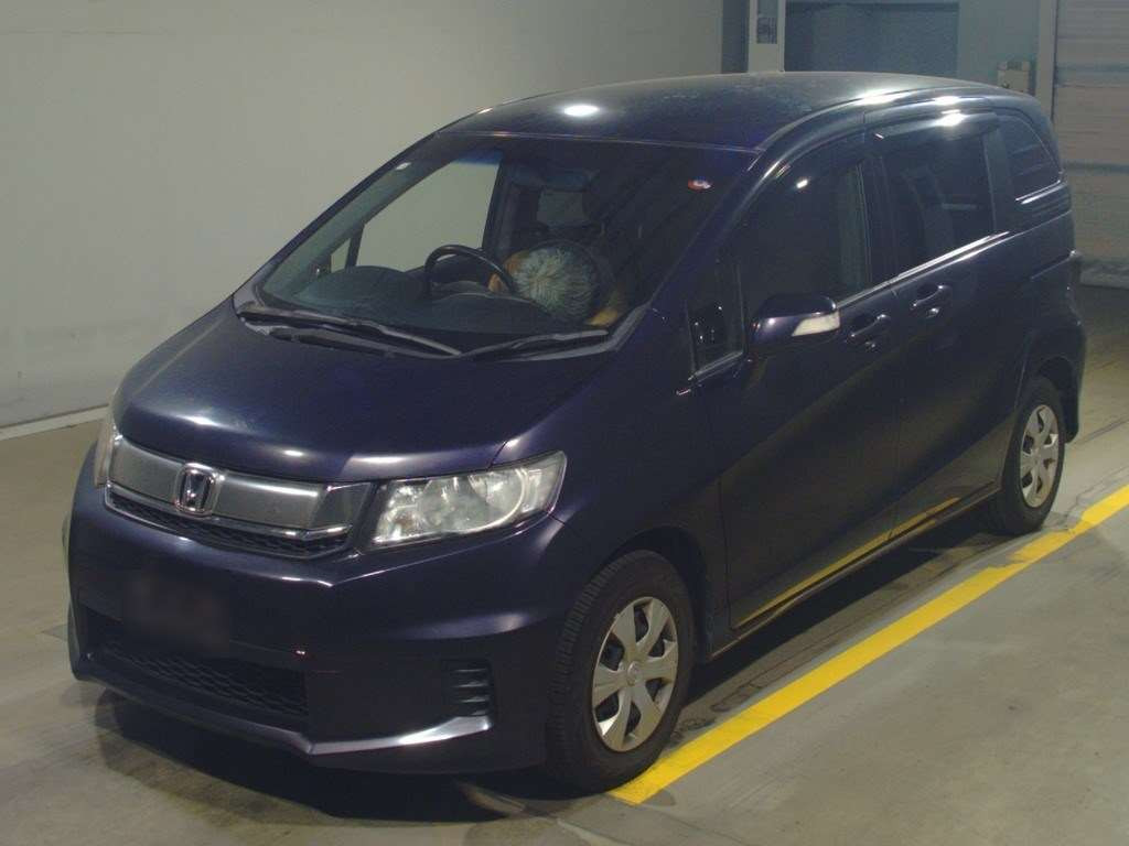 2014 Honda Freed Spike GB3[0]