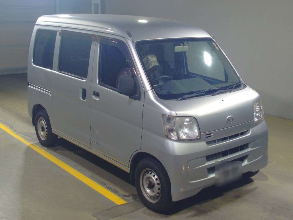 2017 Daihatsu Hijet Cargo S321V[2]