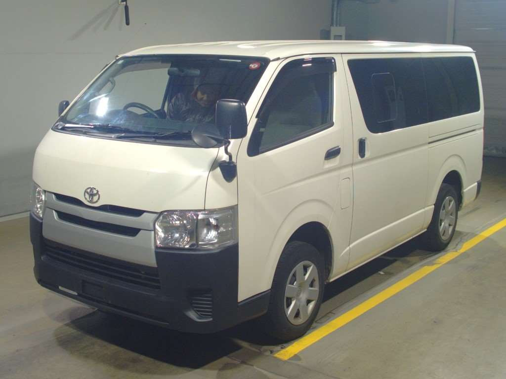 2017 Toyota Hiace Van TRH200V[0]